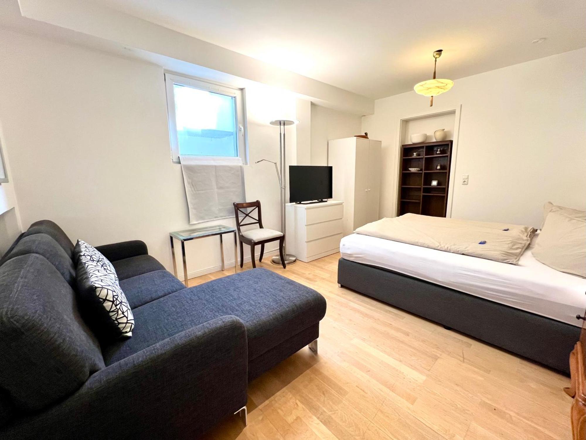 privates Doppelzimmer mit separatem Eingang Utting am Ammersee Exterior foto